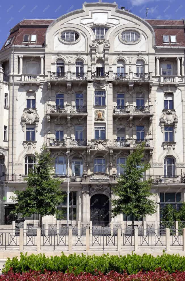 Városkép - Budapest - Magyar Általános Takarékpénztár egykori épülete