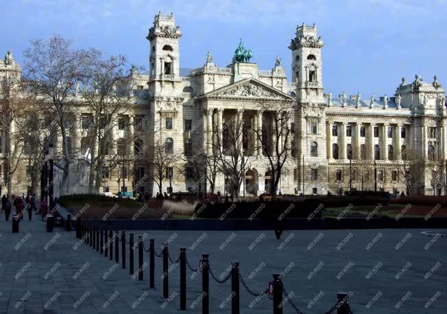 Városkép - Budapest - A Néprajzi Múzeum épülete