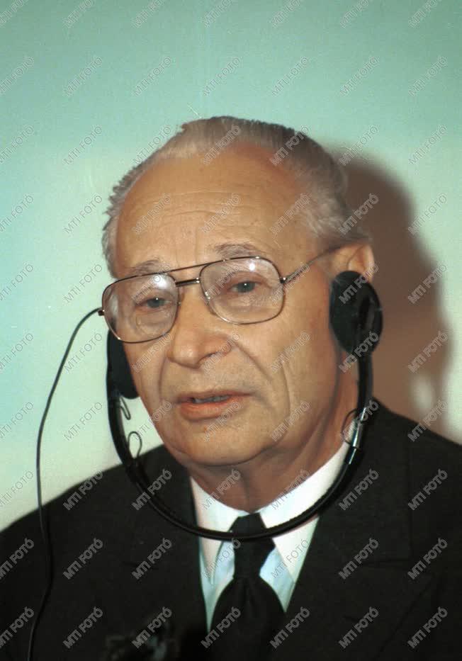 Alexander Dubcek  csehszlovák politikus