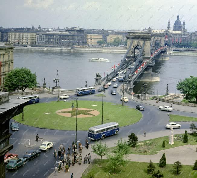 Budapest - Clark Ádám tér