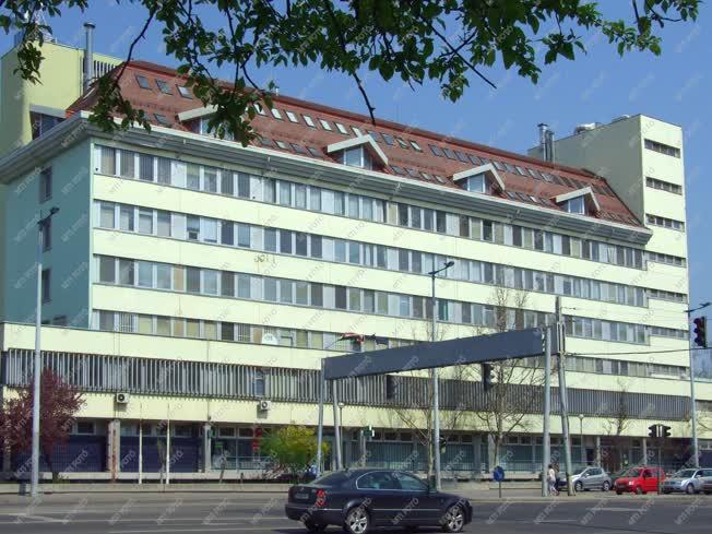 Egészségügy - Budapest - A Heim Pál Gyermekkórház épülete