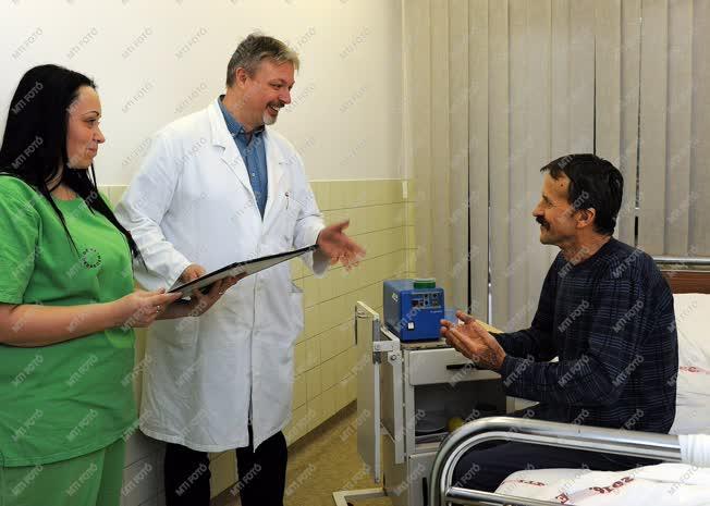 Egészségügy - Debrecen - Vesetranszplantáció