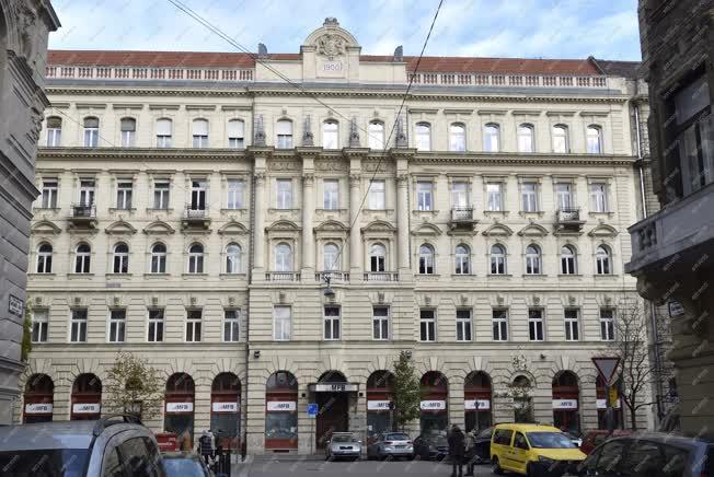 Pénzügy - Budapest - Magyar Fejlesztési Bank