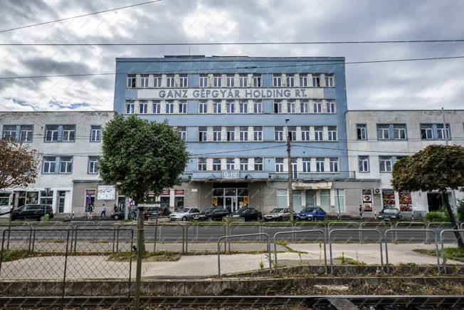 Városkép - Budapest - A Ganz Gépgyár Holding cégcsoport irodaháza