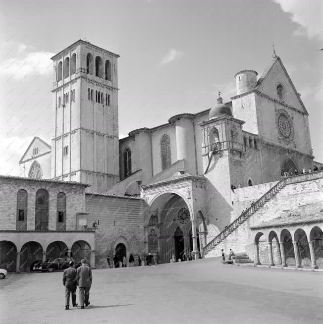 Városkép - Olaszország - Assisi