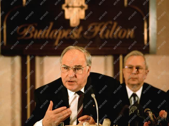 Külkapcsolat - Helmut Kohl Budapesten 