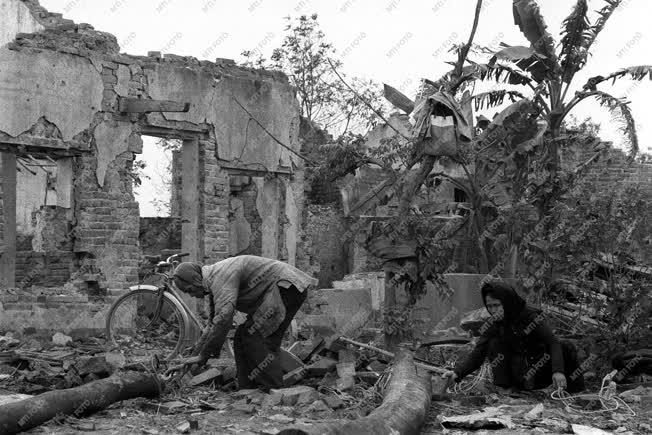 Vietnami háború - Phuly a bombázás után