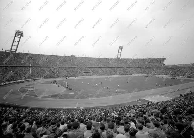 Sport - Osztrák-magyar labdarúgó mérkőzés