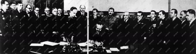 Külkapcsolat - Magyar-szovjet szerződés