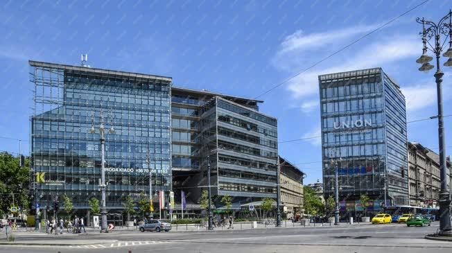 Városkép - Budapest - Irodaházak a Kálvin téren