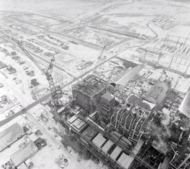 Ipar - Energiaipar - A Tiszai Hőerőmű épülő négyes blokkja