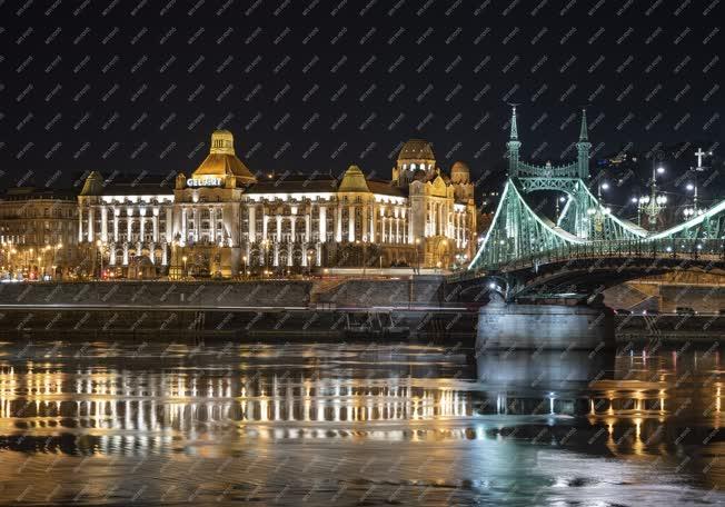 Esti városkép - Budapest - Szabadság híd