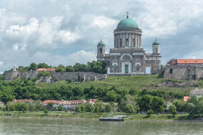 Egyházi épület - Esztergom - Esztergomi Bazilika