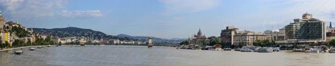 Árvíz - Budapest - Árad a Duna Budapestnél