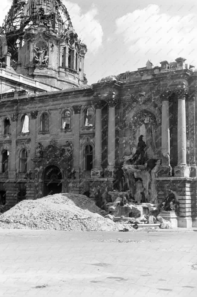 II. világháború - Romos Budapest - Budai Vár