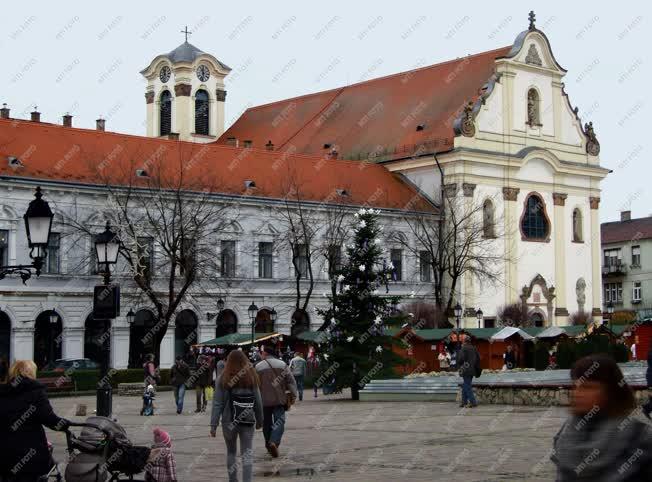 Egyházi épület - Vác - A domonkosok temploma és rendháza