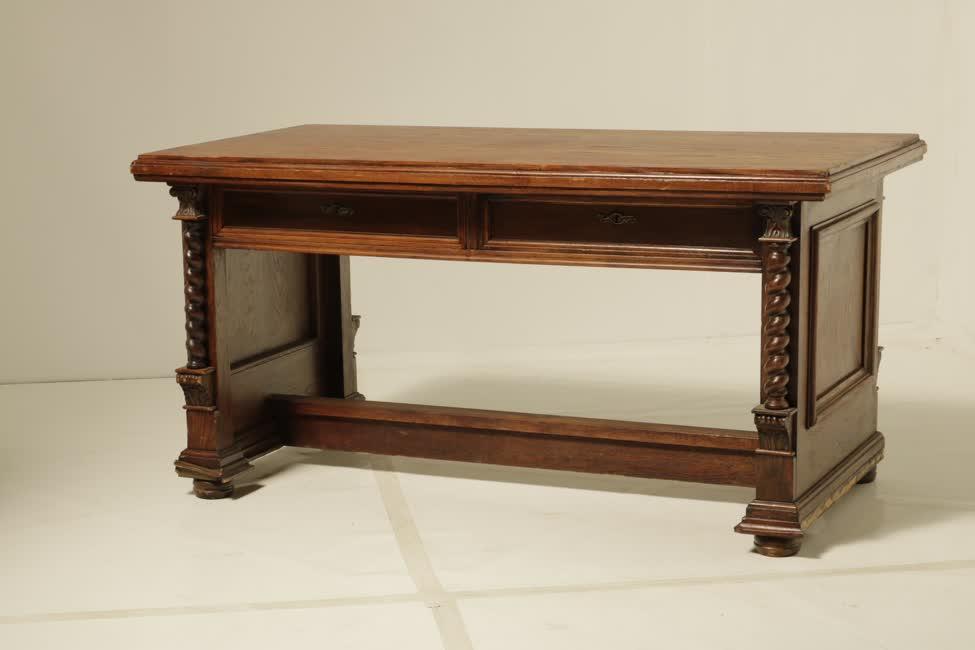 Dió színű koloniál írósztal