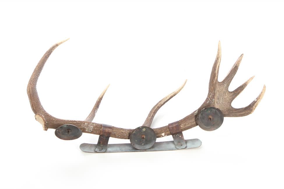 Agancsos gyertyatartós falikar