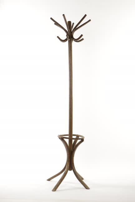 Thonett álló fogas