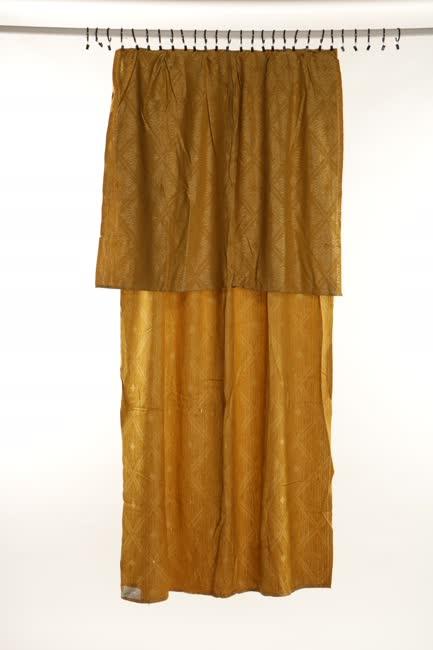 Aranysárga dekoranyag