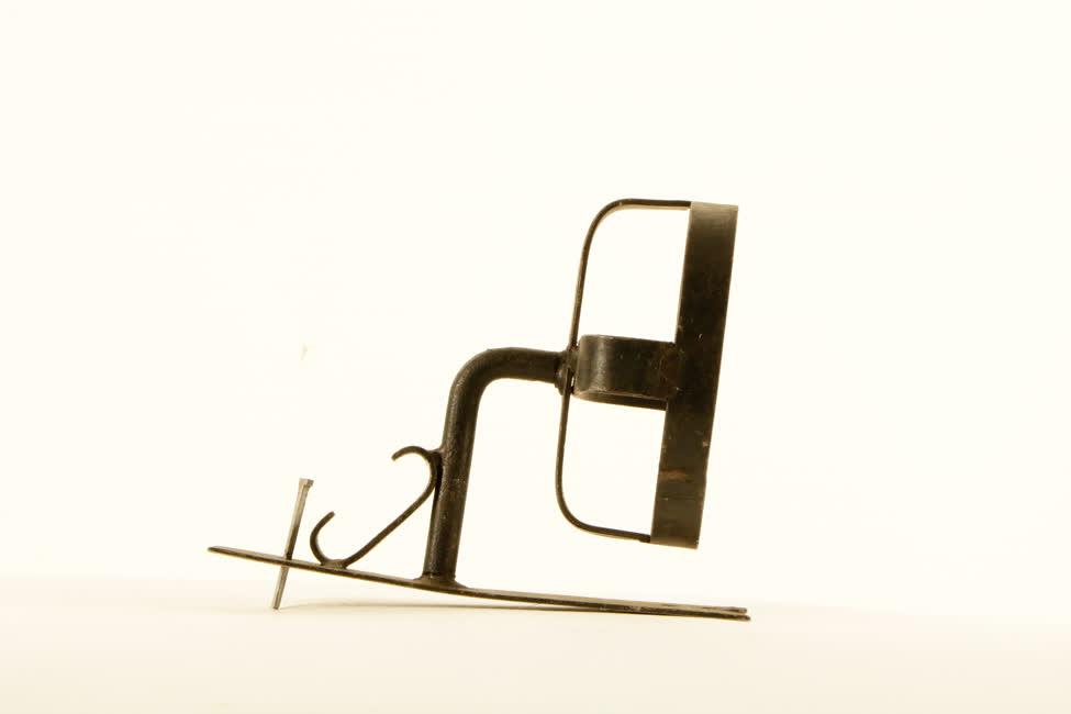 Kovácsoltvas falikar