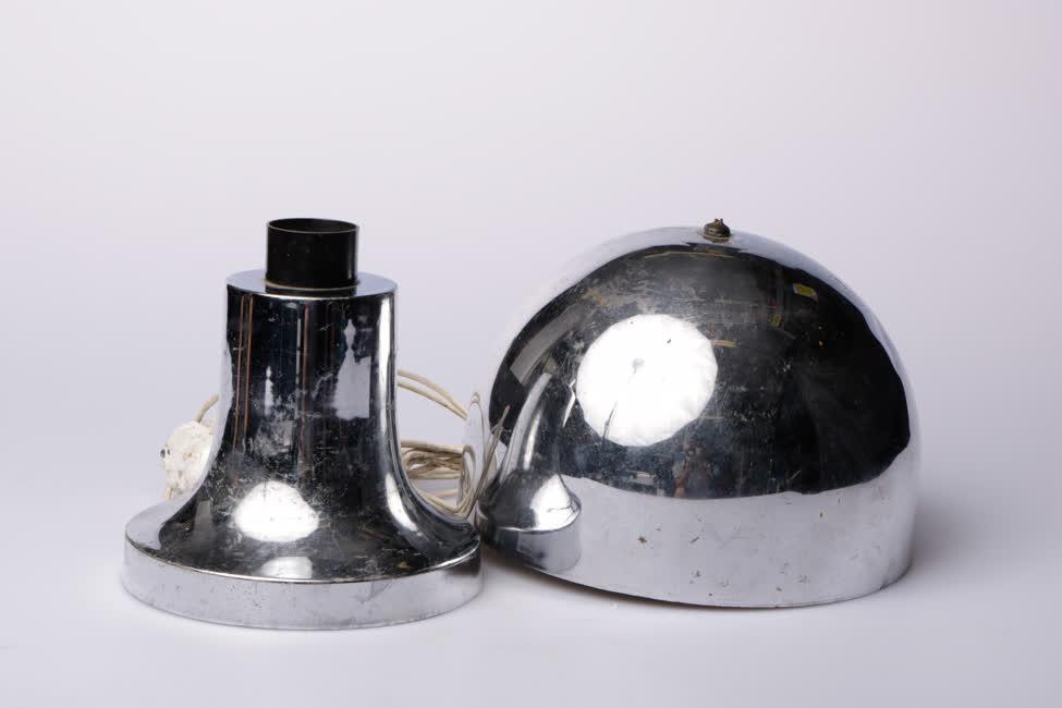 Króm asztali lámpa + króm búra