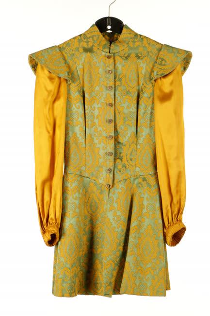 Zöld arany  brokát arany  selyem ujjú felső és arany  selyem bugyogó