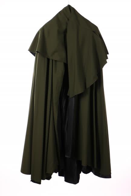 Zöld műszálas pelerin és kicsi körgallér