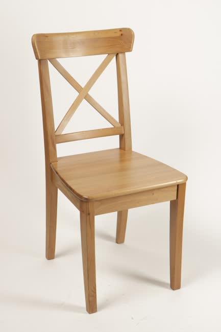 Világosbarna fa szék