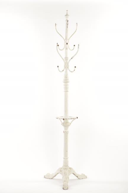 Öntvény álló fogas