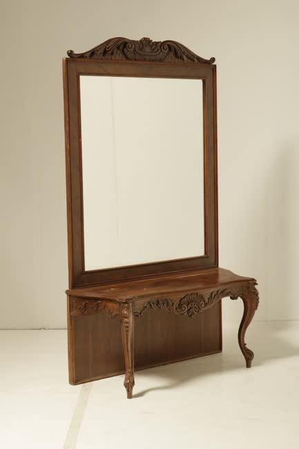 Tükrös konzolasztal