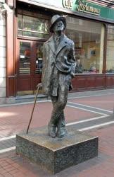 Írország - Dublin - James Joyce szobra