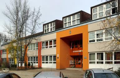 Oktatás - Budapest - Káposztásmegyeri iskola és gimnázium