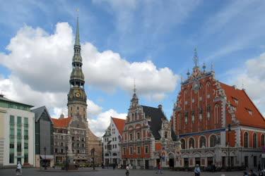 Riga - Szt. Péter-templom és Feketefejűek Háza