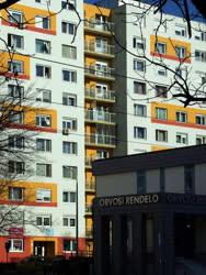 Városkép - Budapest - Felújított lakóépület a Zsókavár utcában