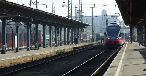 Közlekedés - Budapest - A Keleti pályaudvar