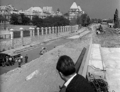 Közlekedés - Épül a balatoni autópálya fővárosi bevezető szakasza