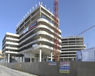 Építkezés - Budapest - Épül a Corvin 4 irodaépület