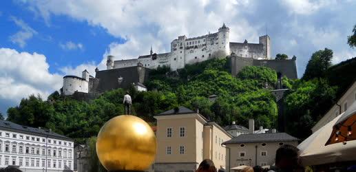 Városkép  - Salzburg - Óváros a Hohensalzburggal