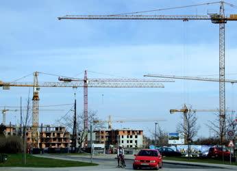 Építőipar - Budapest - Lakásépítés Sasad városrészben