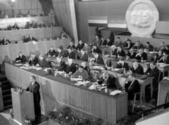 Tanácskozás - Az MSZMP VII. Kongresszusa 1959.