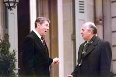 Külpolitika - Szovjet-amerikai csúcstalálkozó Genfben