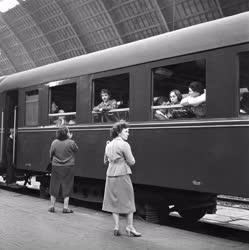 Közlekedés - 75 éves a Keleti pályaudvar