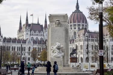 Városkép - Budapest - Nemzeti Vértanúk emlékműve
