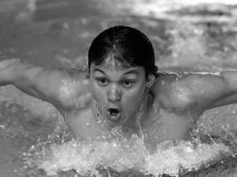 A montreáli olimpiára készülnek az úszók
