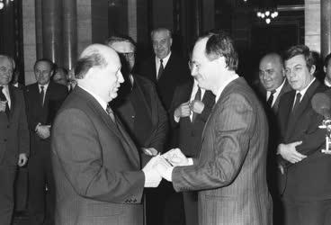 Magyar-szovjet gazdasági egyezményt írtak alá
