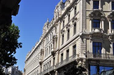 Építőipar - Budapest - Luxushotel lesz a fővárosi Matild-palotából