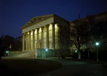 Budapesti képek - Nemzeti Múzeum