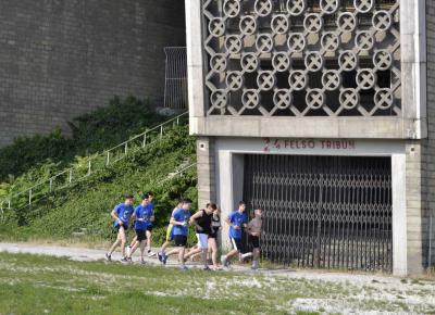 Sport -  Futóedzés a Puskás stadion körül