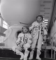 Űrhajózás - Farkas Bertalan és Valerij Kubaszov 